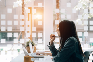 一个23的人能爱上35岁的人吗-年龄会不会有差距呢-