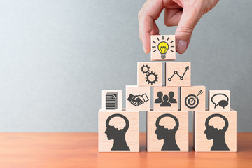 中班教案《I Can》